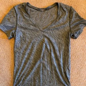 Lululemon what the sport tee